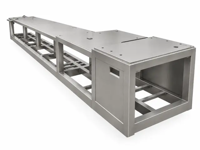 Geborsteldstalen industri&euml;le chassisframe - Project van Snelders BV MAchinefabriek